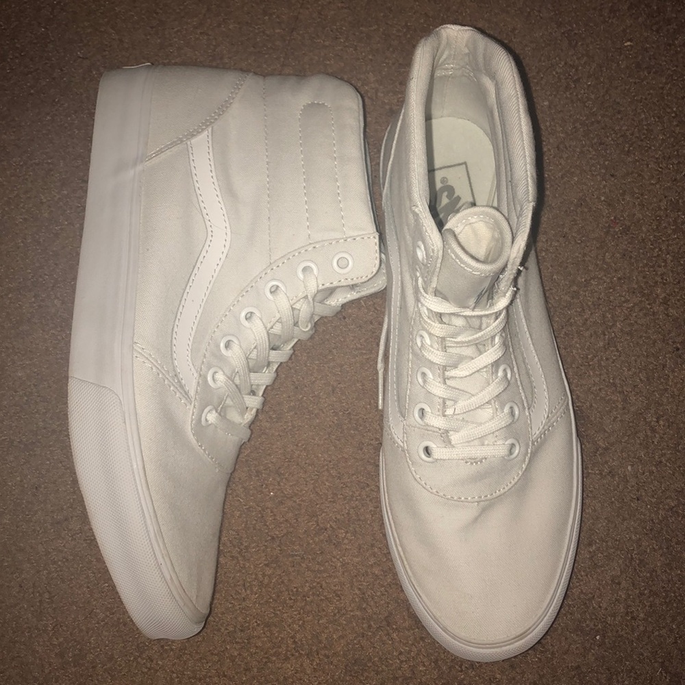 Vans Canvas Sk8-Hi ✨NEW!!!!✨